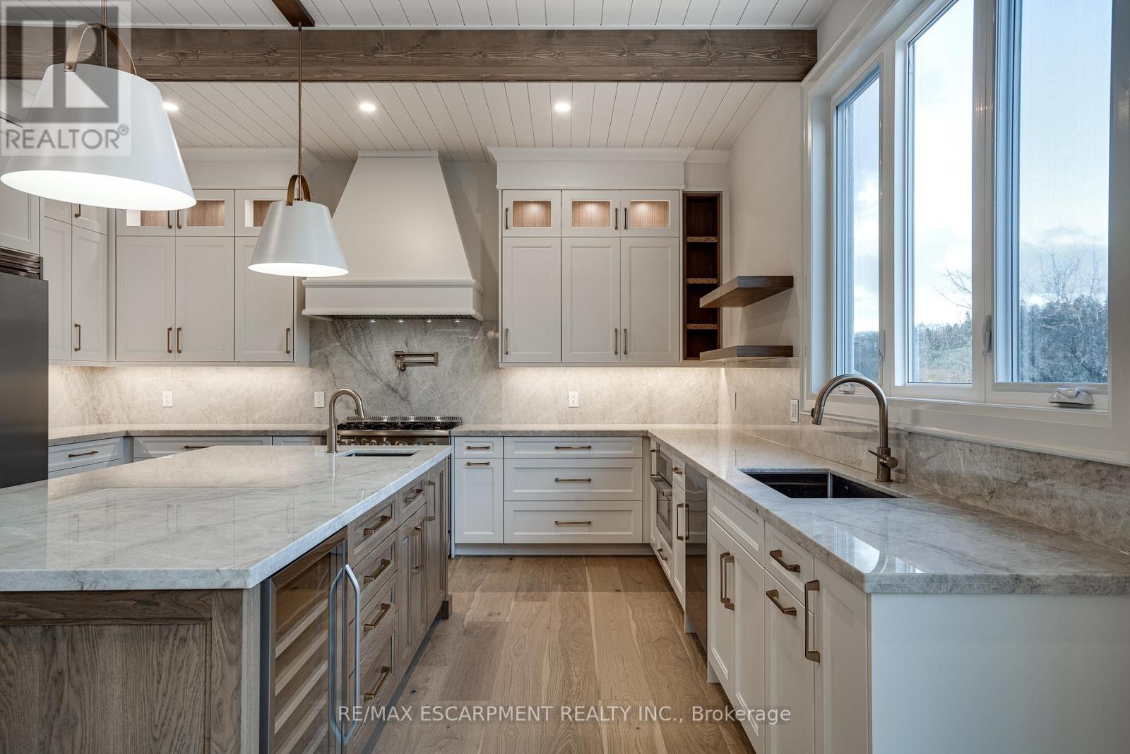 Photo 26 of 941 Old Mohawk Road, Hamilton ON