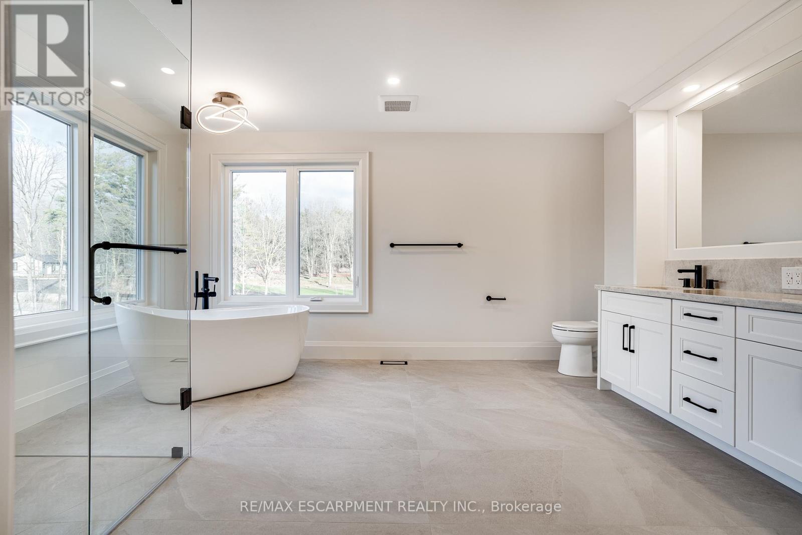 Photo 16 of 941 Old Mohawk Road, Hamilton ON