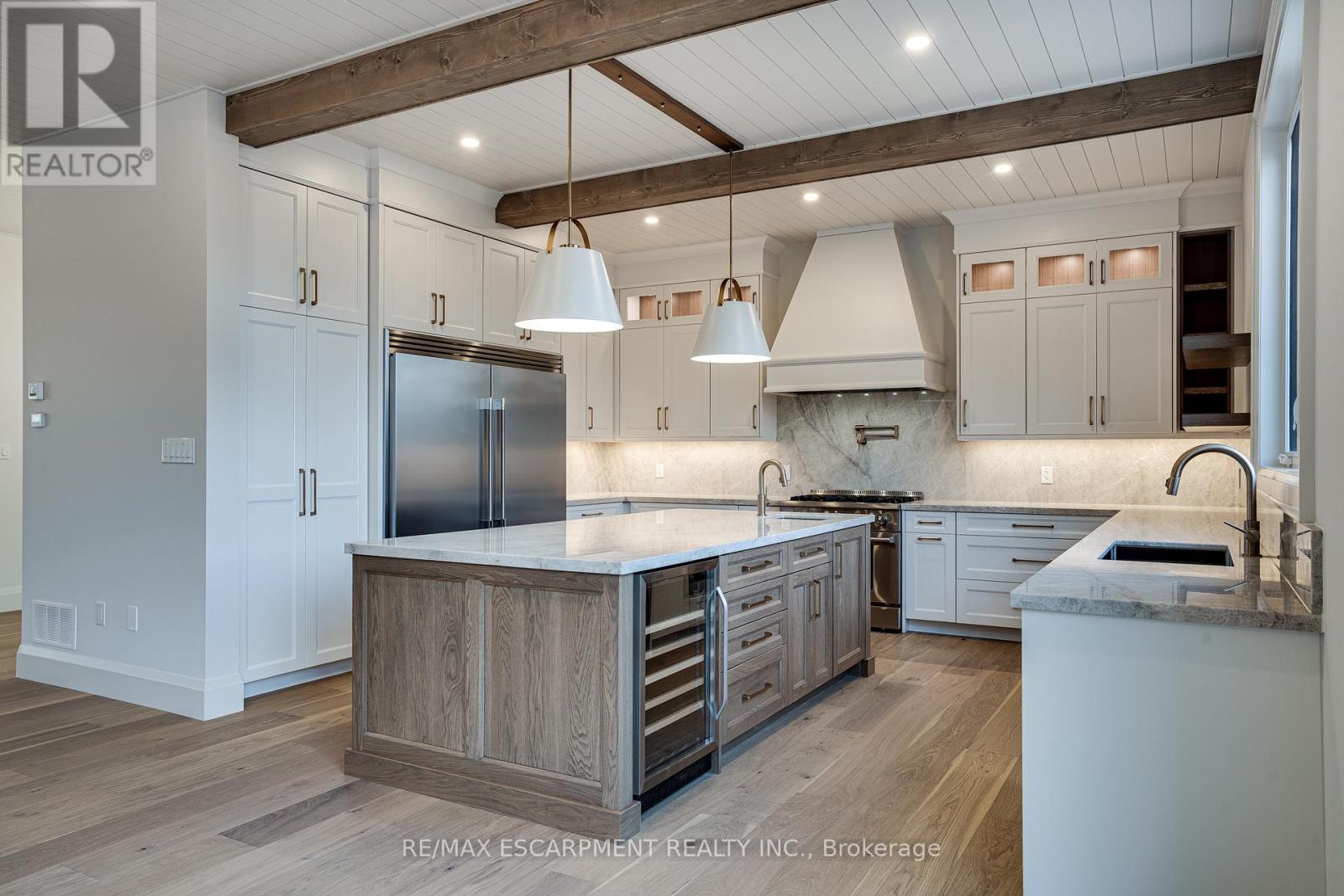 Photo 20 of 941 Old Mohawk Road, Hamilton ON