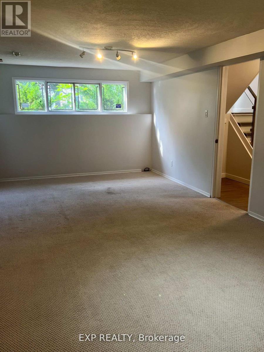 Photo 7 of 213 Northlake Drive, Waterloo ON