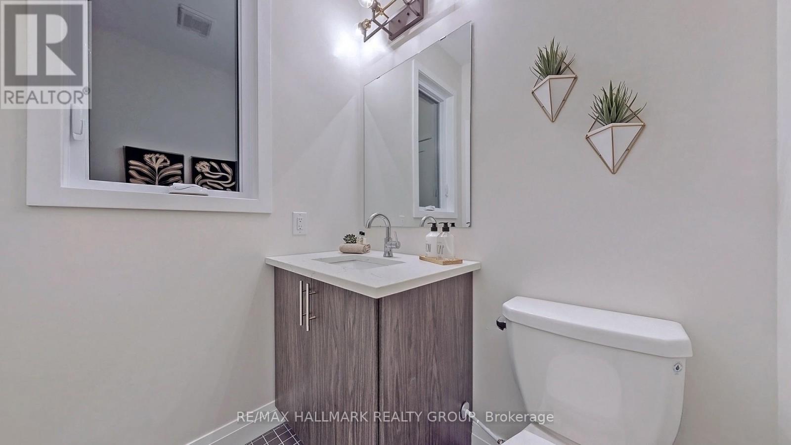 Photo 19 of 809 Star Private, Ottawa ON