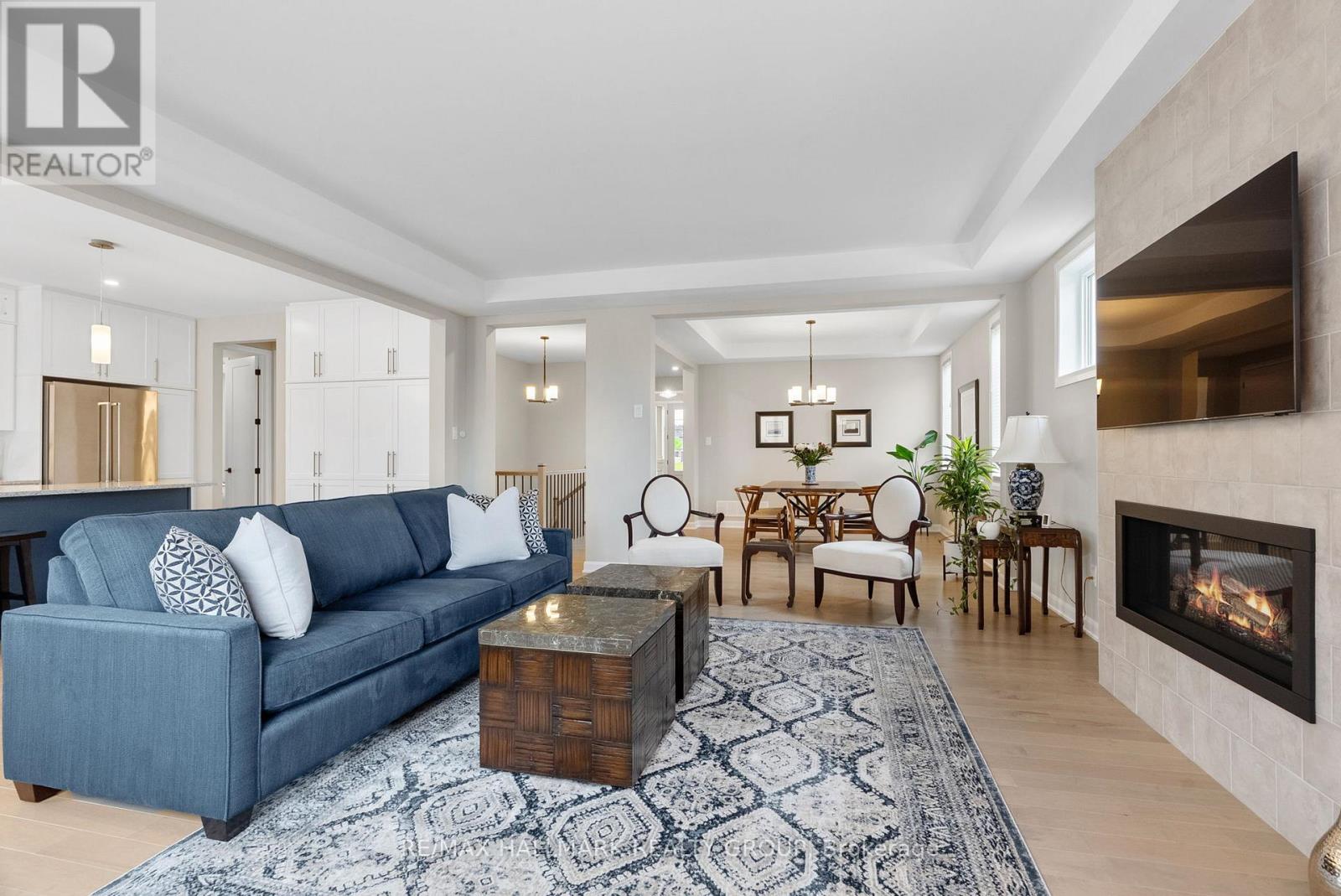 Photo 15 of 213 Skipper Drive, Ottawa ON