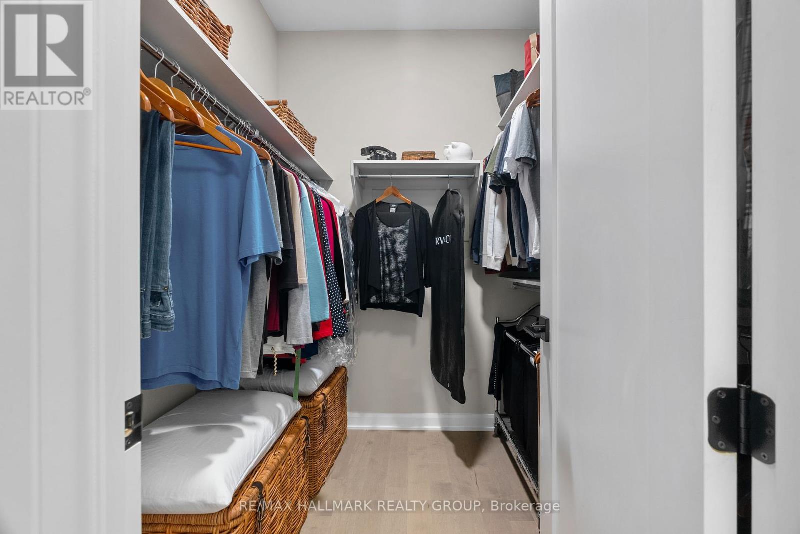 Photo 27 of 213 Skipper Drive, Ottawa ON
