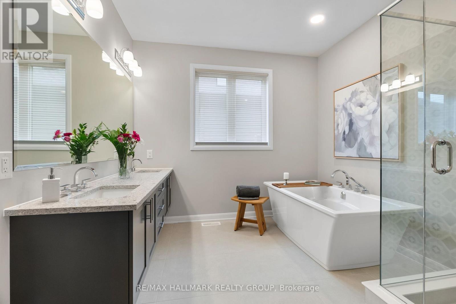 Photo 28 of 213 Skipper Drive, Ottawa ON