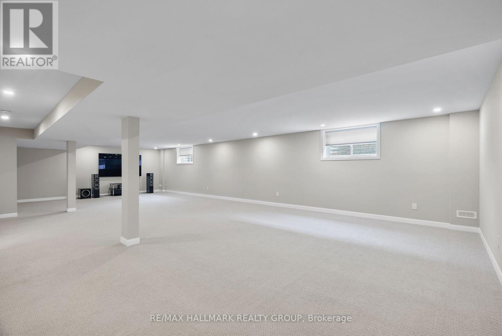 Photo 34 of 213 Skipper Drive, Ottawa ON