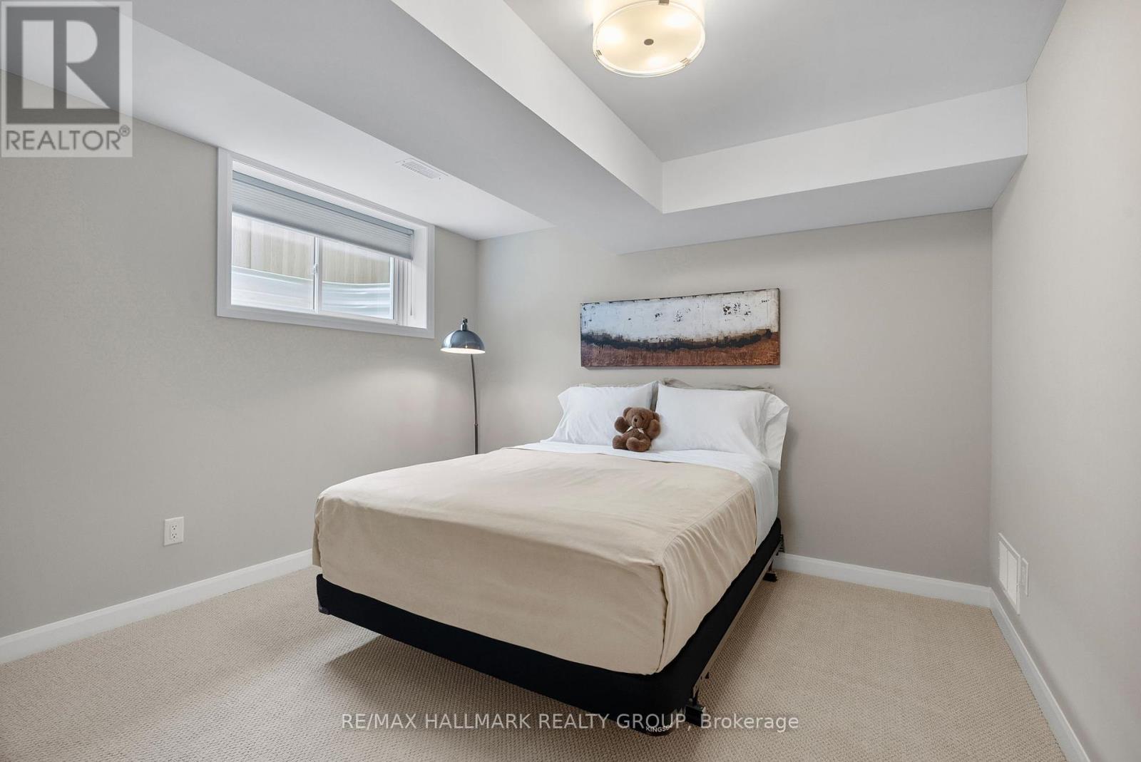 Photo 39 of 213 Skipper Drive, Ottawa ON
