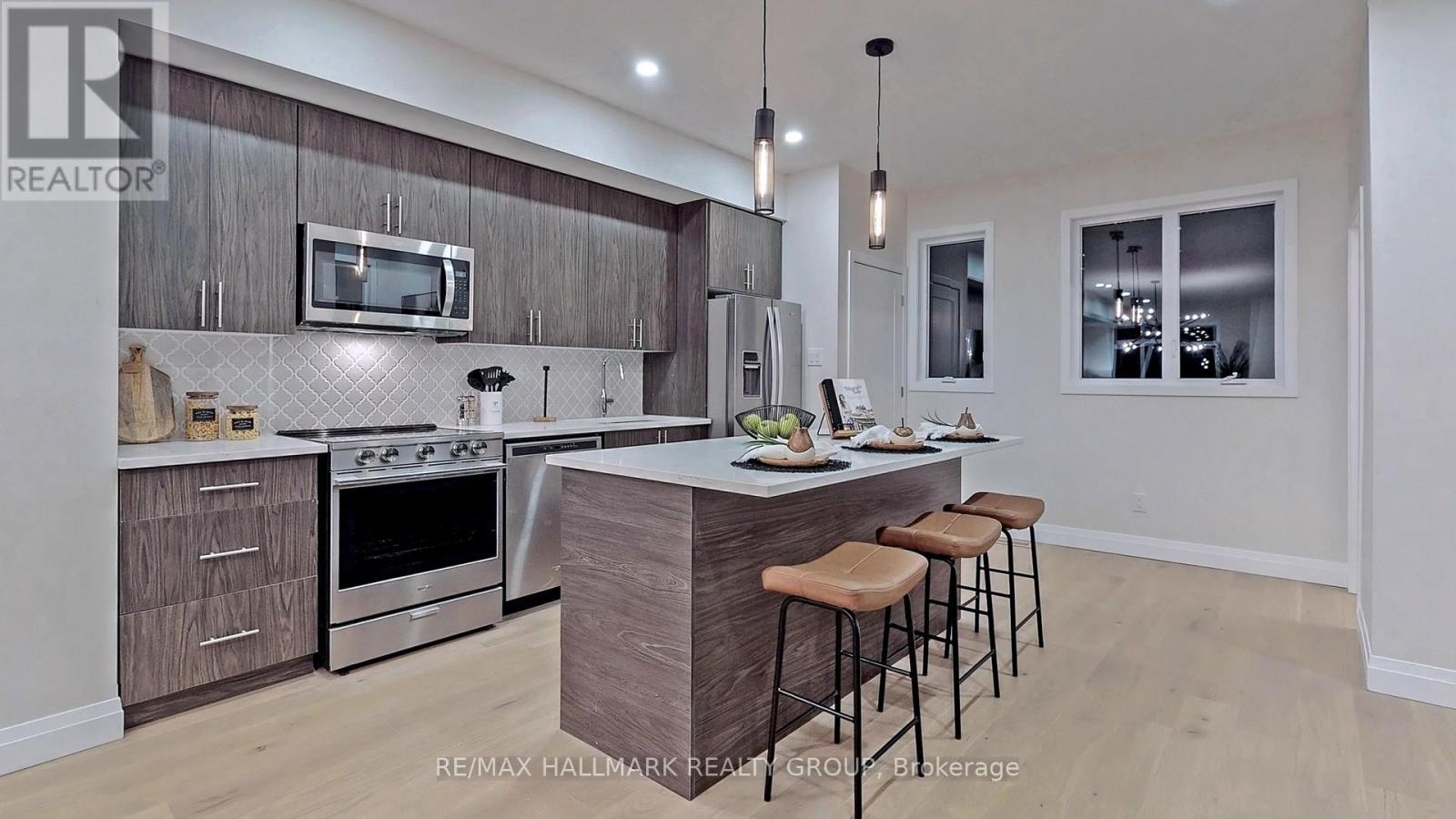Photo 8 of 815 Star Private, Ottawa ON