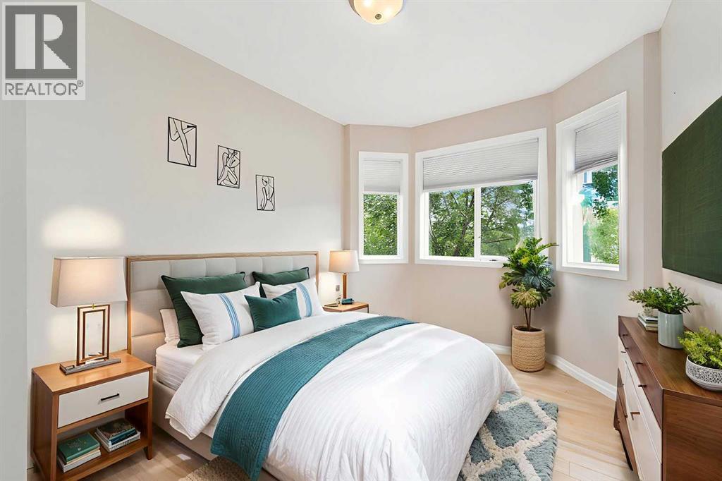 Single Family House for Sale in  Royal Oak Gardens NW Royal Oak Calgary 