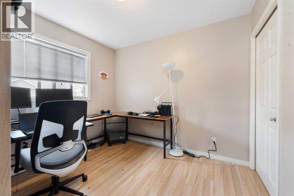 Single Family House for Sale in  Royal Oak Gardens NW Royal Oak Calgary 