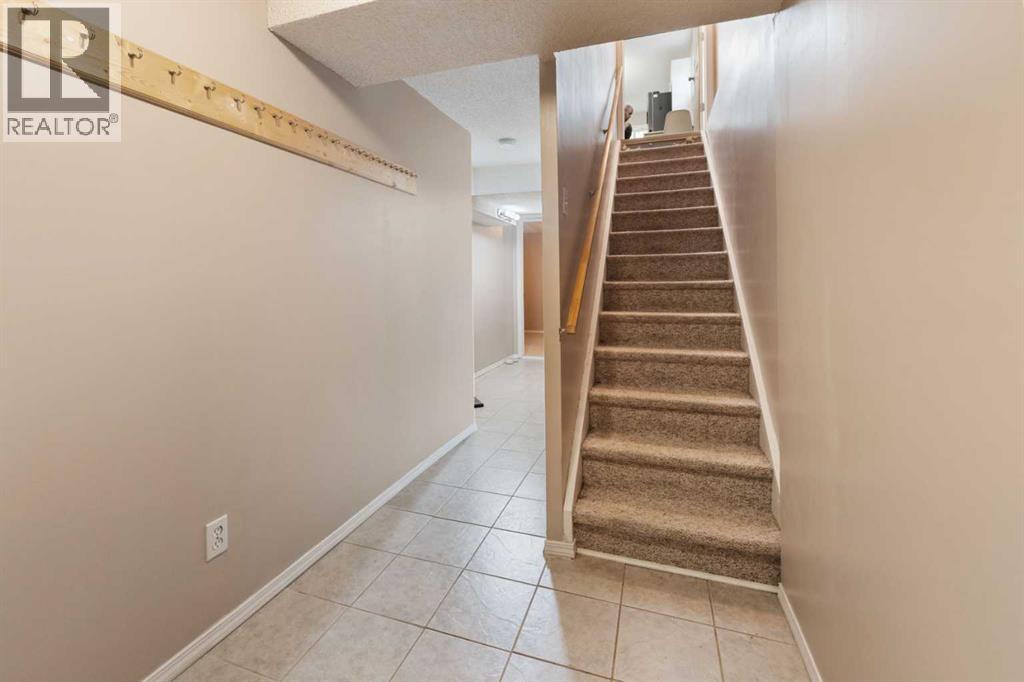 Single Family House for Sale in  Royal Oak Gardens NW Royal Oak Calgary 