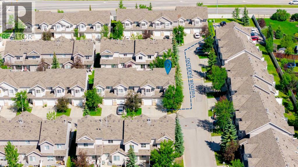 Single Family House for Sale in  Royal Oak Gardens NW Royal Oak Calgary 