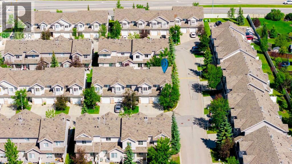 Single Family House for Sale in  Royal Oak Gardens NW Royal Oak Calgary 