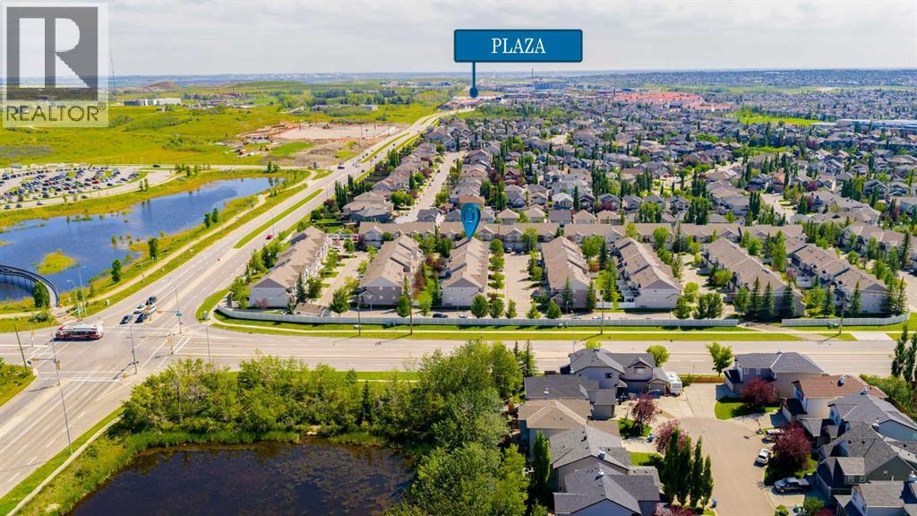Single Family House for Sale in  Royal Oak Gardens NW Royal Oak Calgary 