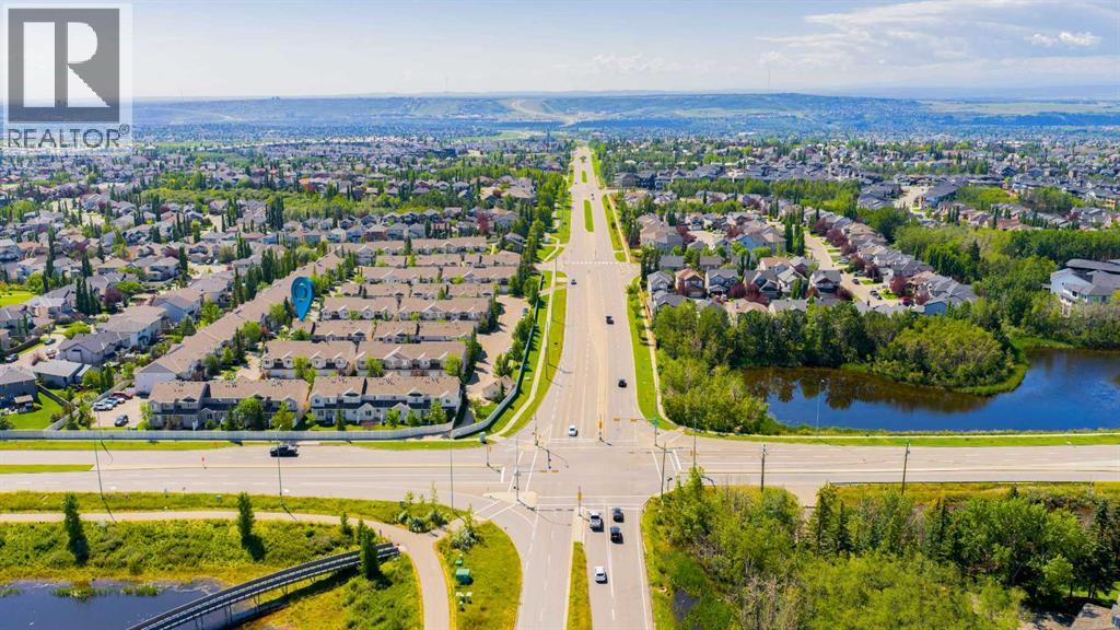 Single Family House for Sale in  Royal Oak Gardens NW Royal Oak Calgary 