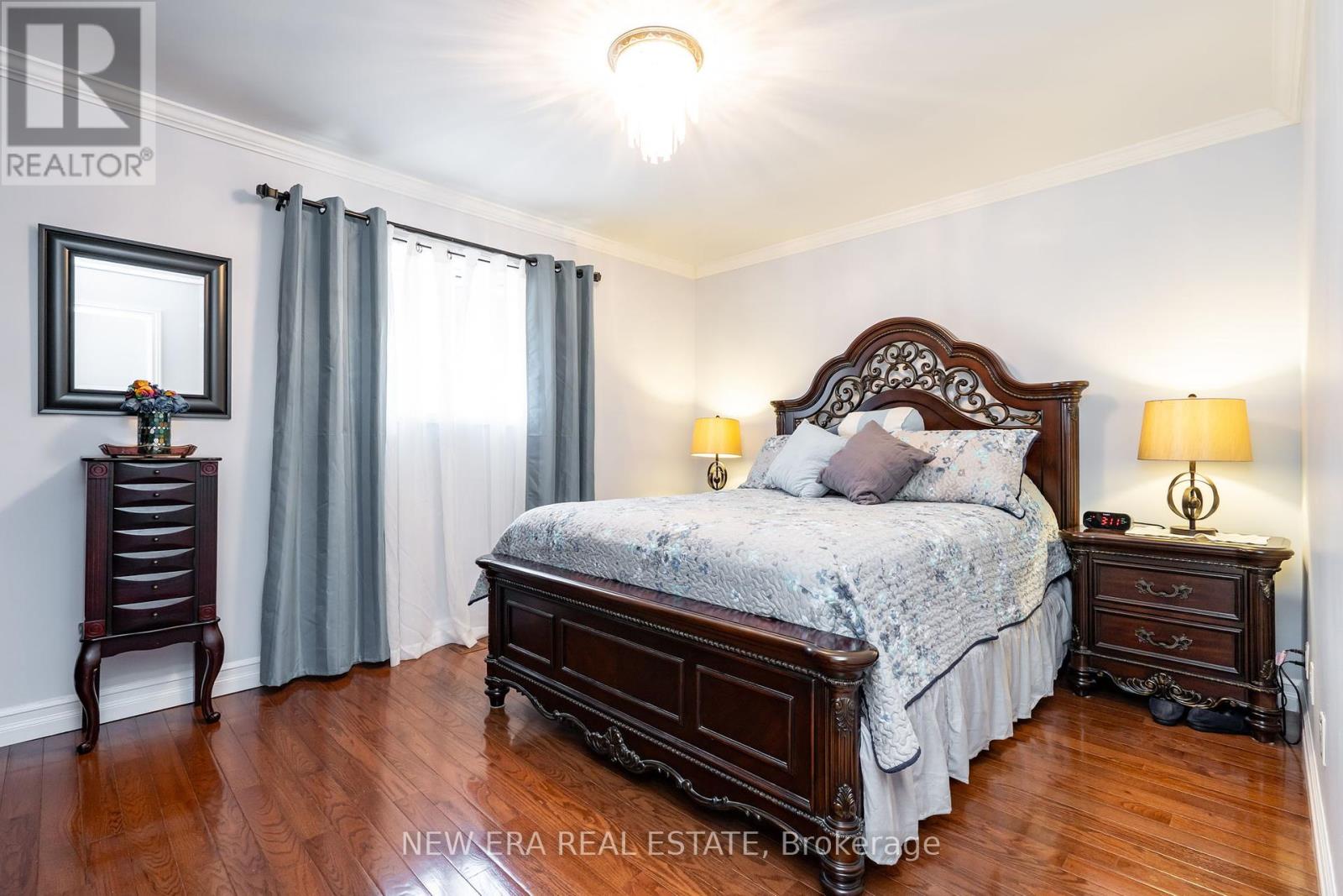 Photo 14 of 258 Nipigon Street, Oshawa ON