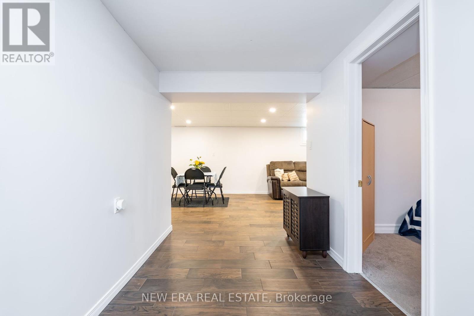 Photo 27 of 258 Nipigon Street, Oshawa ON