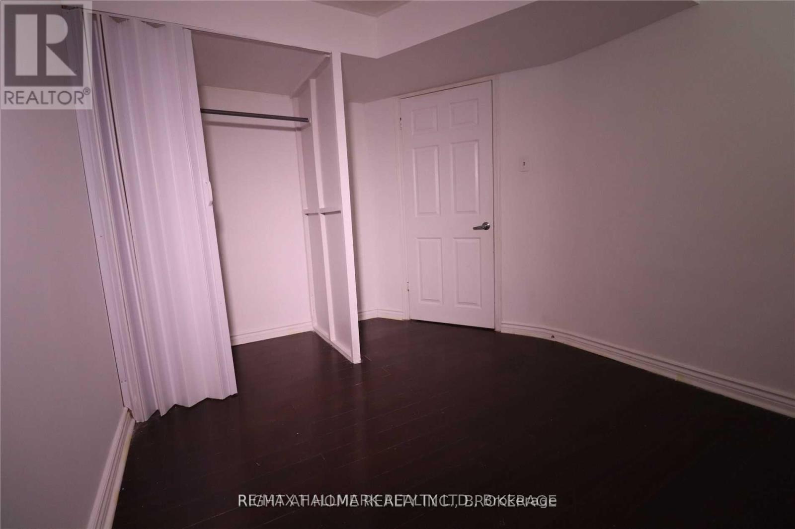 Photo 8 of Bsmt 69 Hildenboro Square, Toronto ON