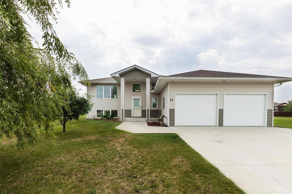 Photo 14 of 47 Creekside Drive, Steinbach MB