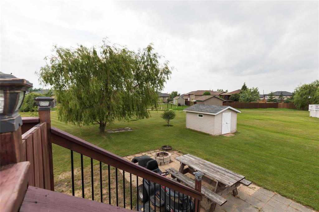 Photo 20 of 47 Creekside Drive, Steinbach MB