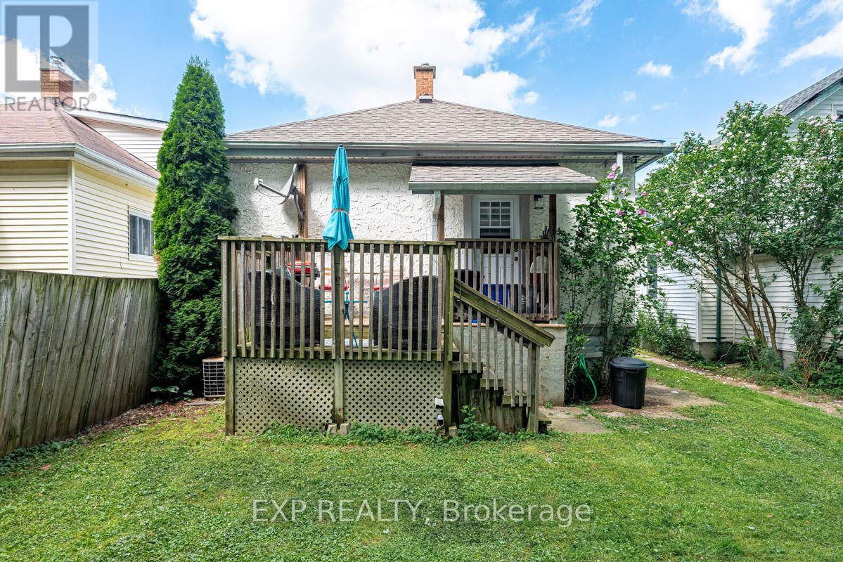 Photo 12 of 34 Louisa Street, St Catharines ON