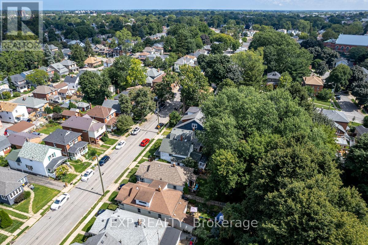 Photo 20 of 34 Louisa Street, St Catharines ON