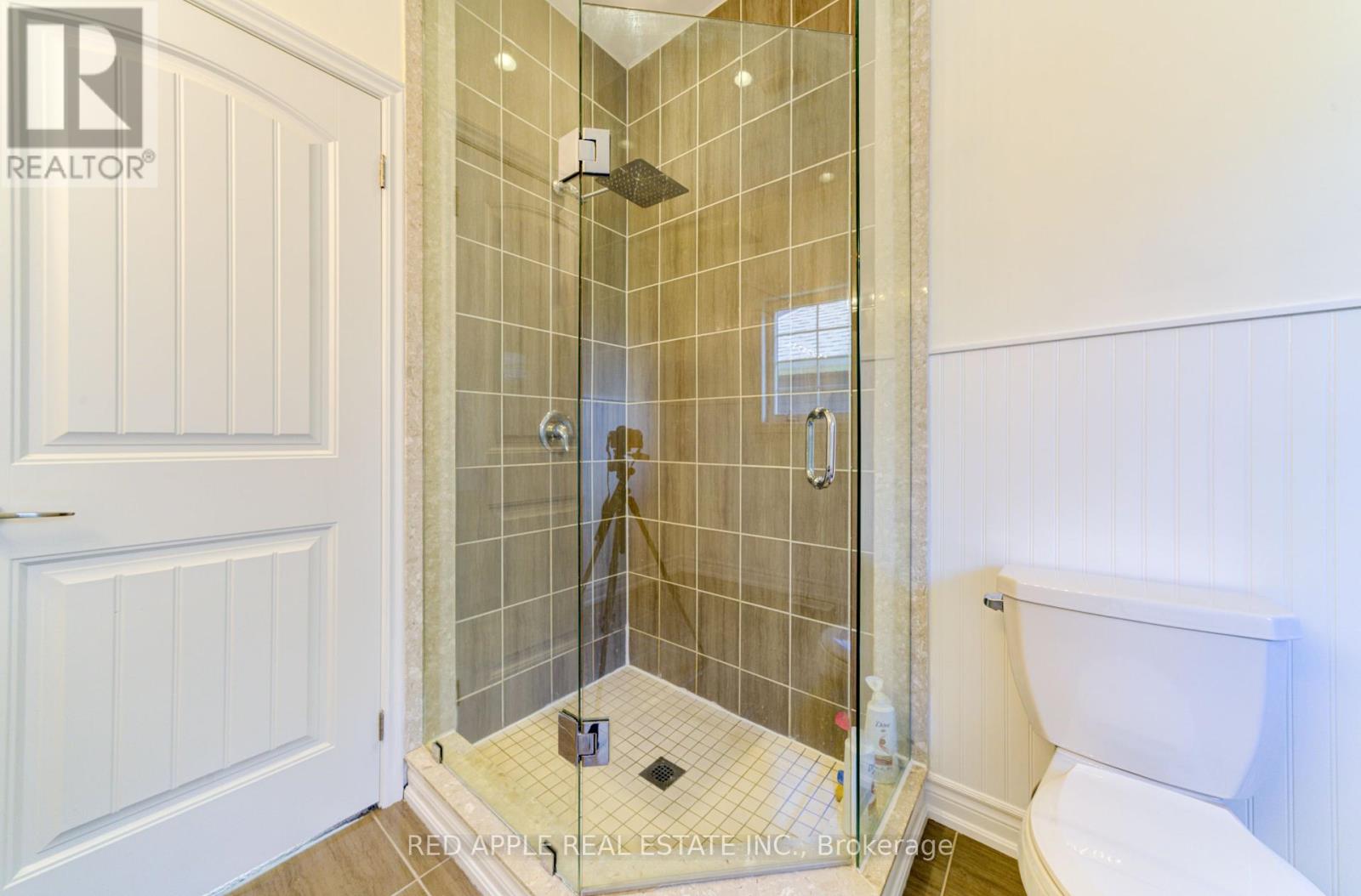 Photo 10 of 5 Beverly Street, Springwater ON