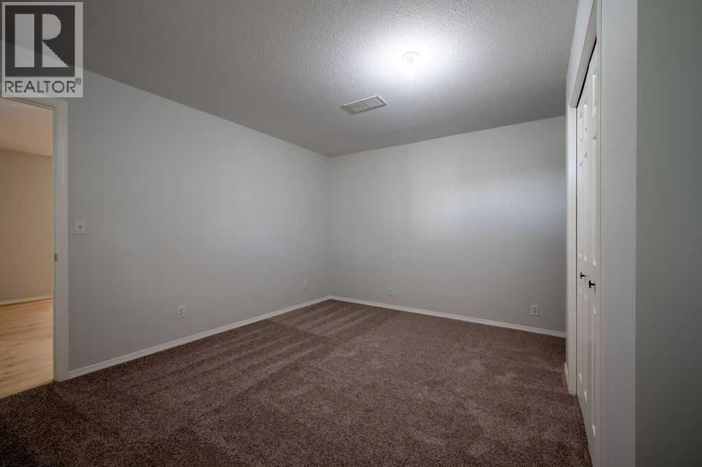 Photo 21 of 269 Strathford Crescent, Strathmore AB