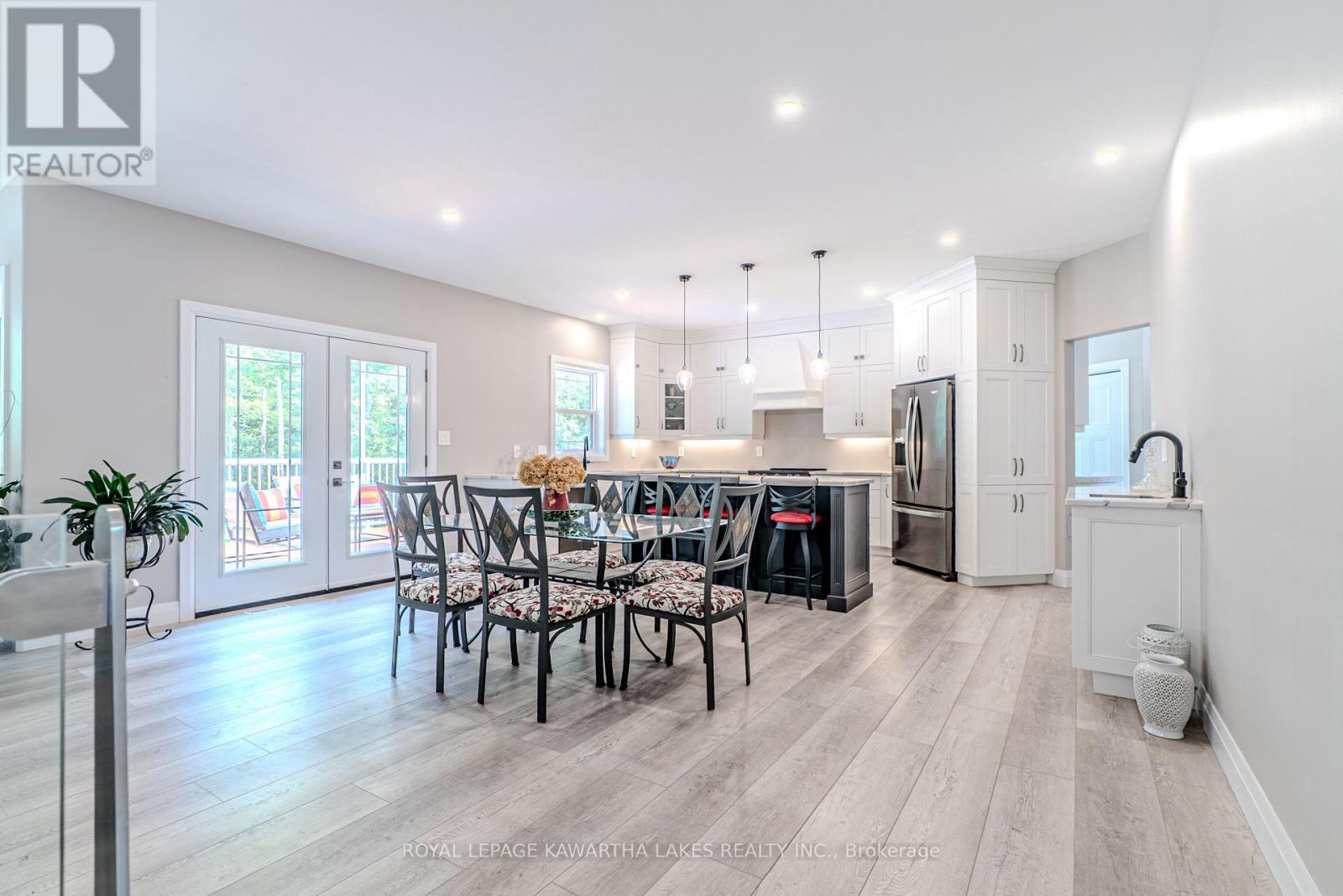 Photo 36 of 18 New Pierce Drive, Stirlingrawdon ON