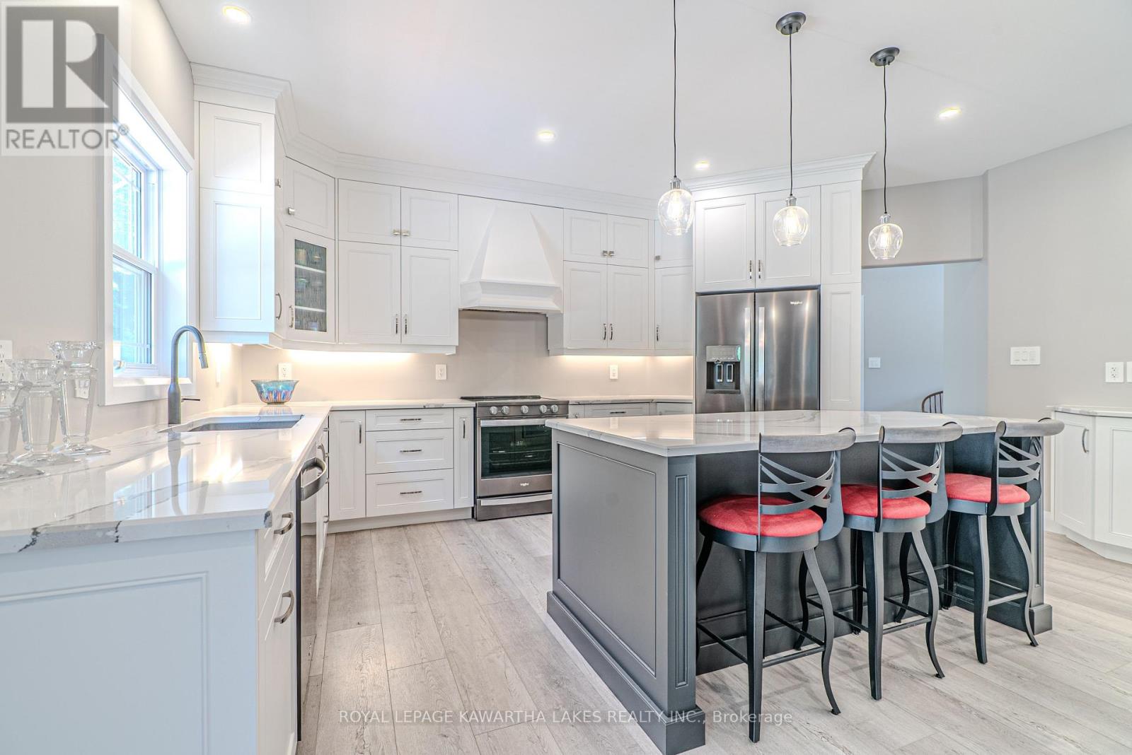 Photo 44 of 18 New Pierce Drive, Stirlingrawdon ON