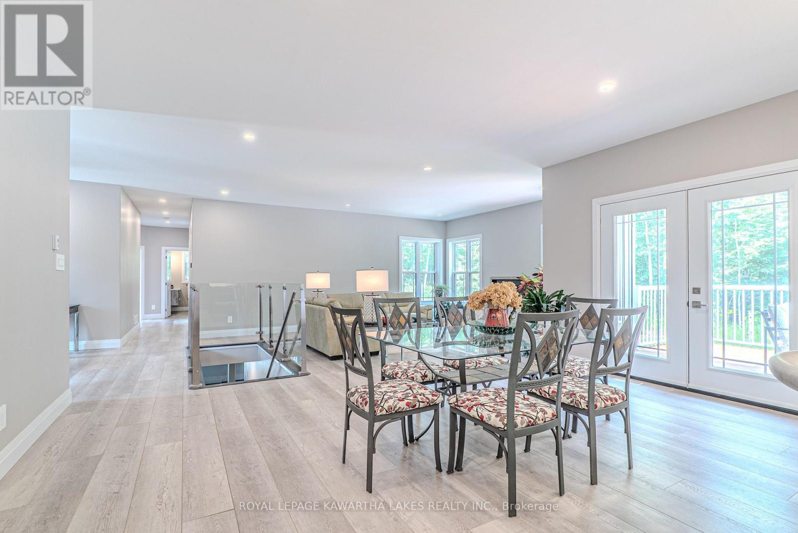 Photo 5 of 18 New Pierce Drive, Stirlingrawdon ON