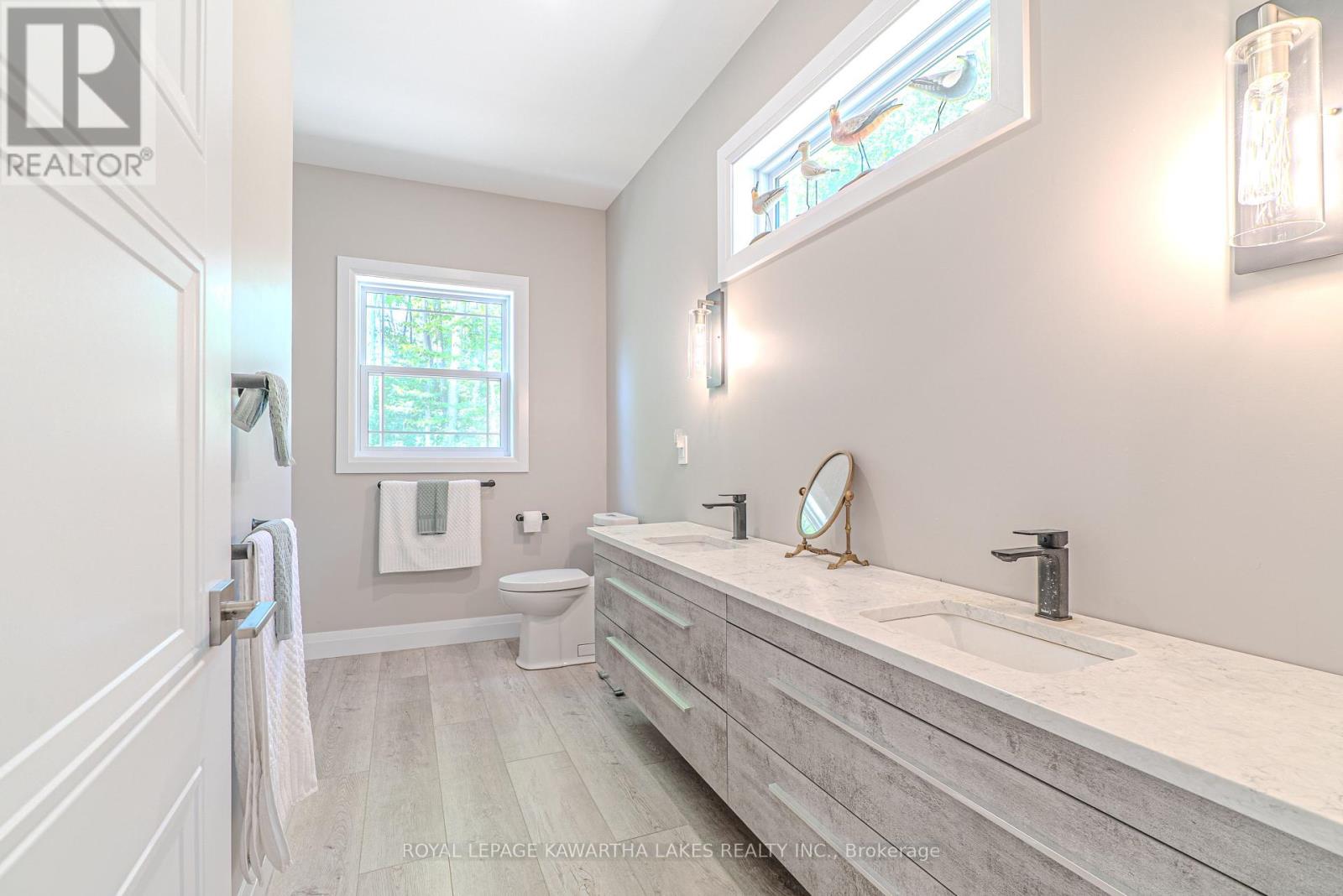 Photo 9 of 18 New Pierce Drive, Stirlingrawdon ON