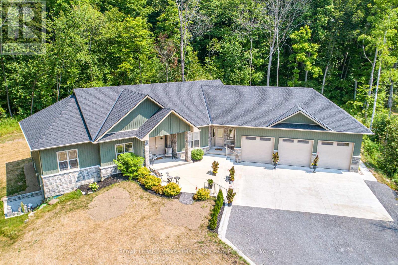 Photo 41 of 18 New Pierce Drive, Stirlingrawdon ON