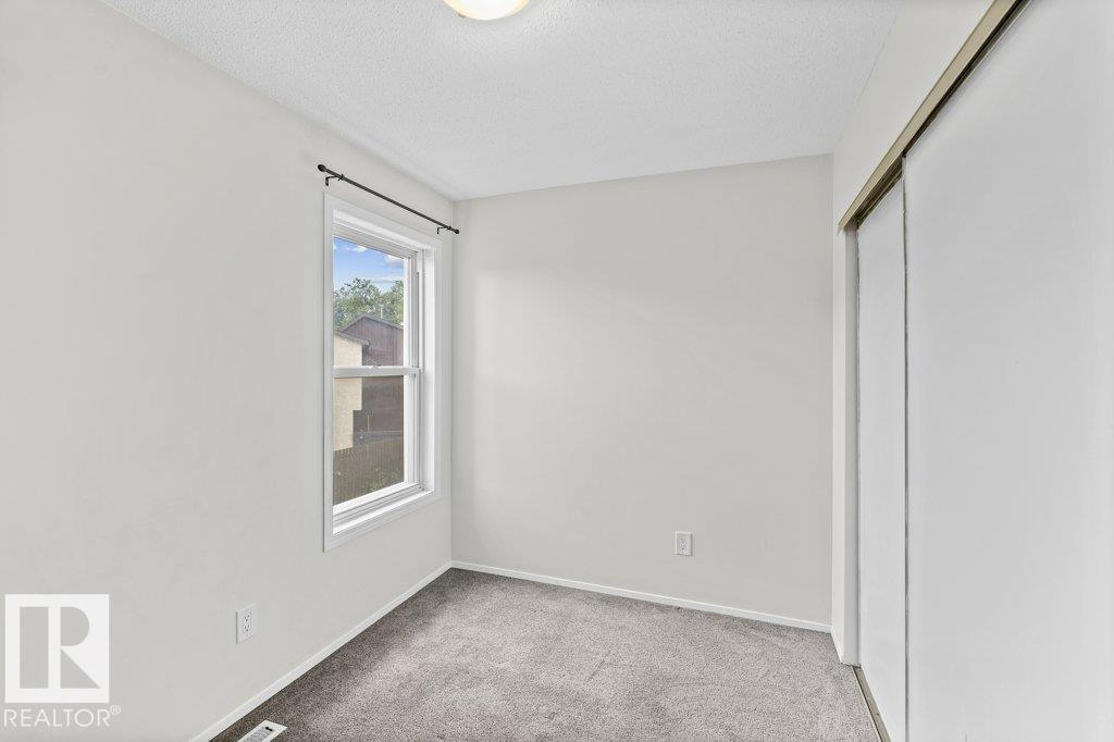 Photo 15 of 650 Saddleback Rd Nw, Edmonton AB