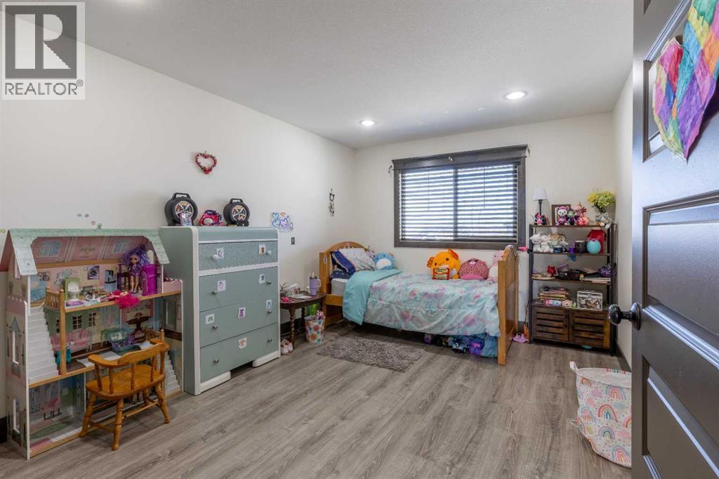 Photo 17 of 14 Westview Place, Taber AB
