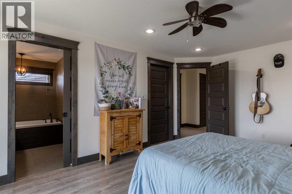 Photo 13 of 14 Westview Place, Taber AB