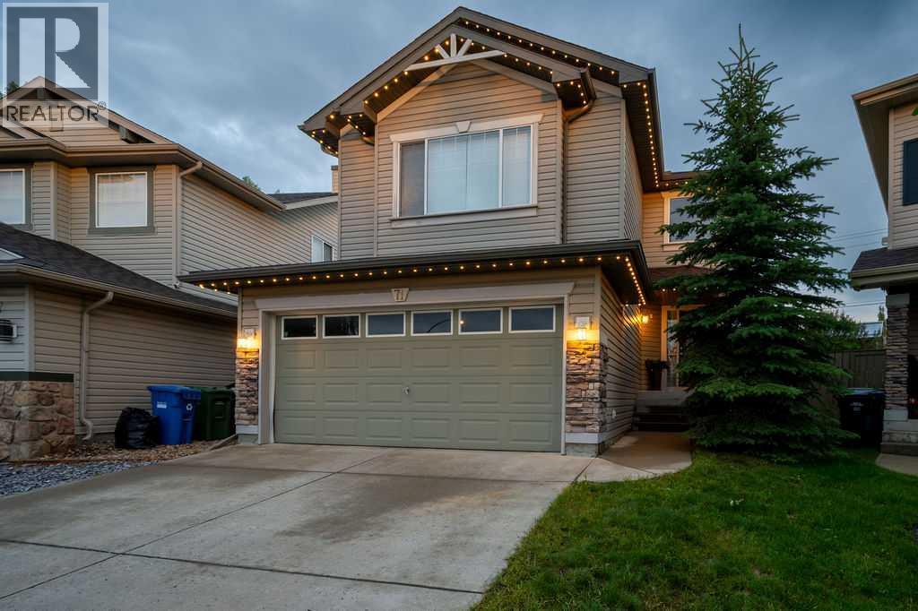 71 Chapman Circle SE, Calgary, Alberta