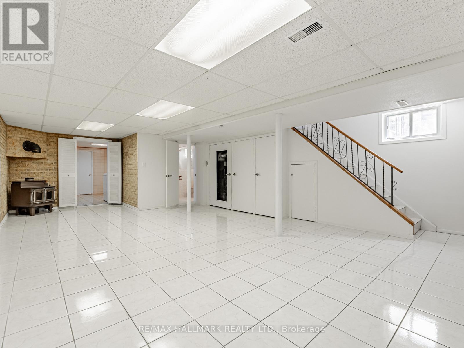 Photo 44 of 31 Woodenhill Court, Toronto ON