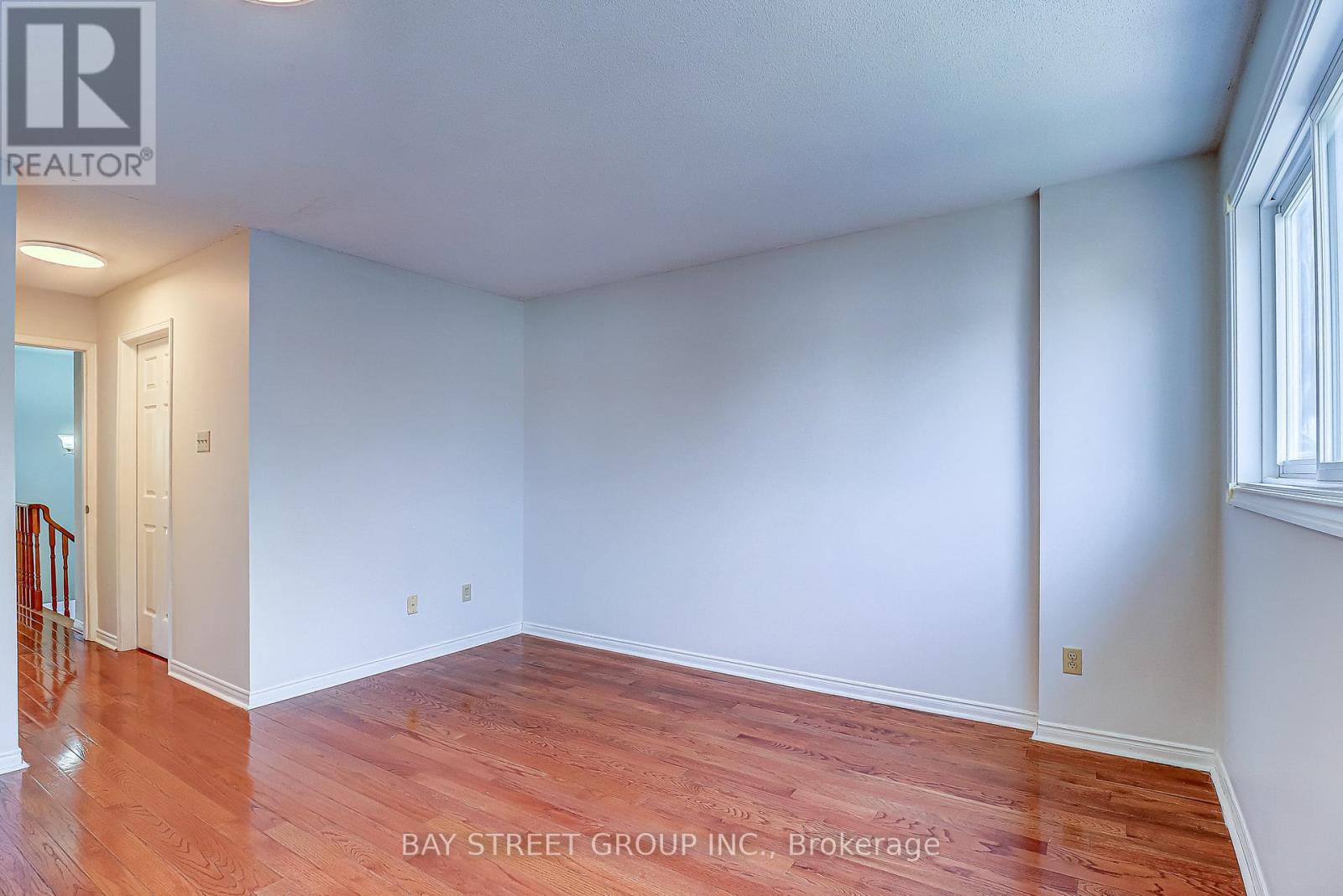Photo 20 of 679 Constellation Drive, Mississauga ON