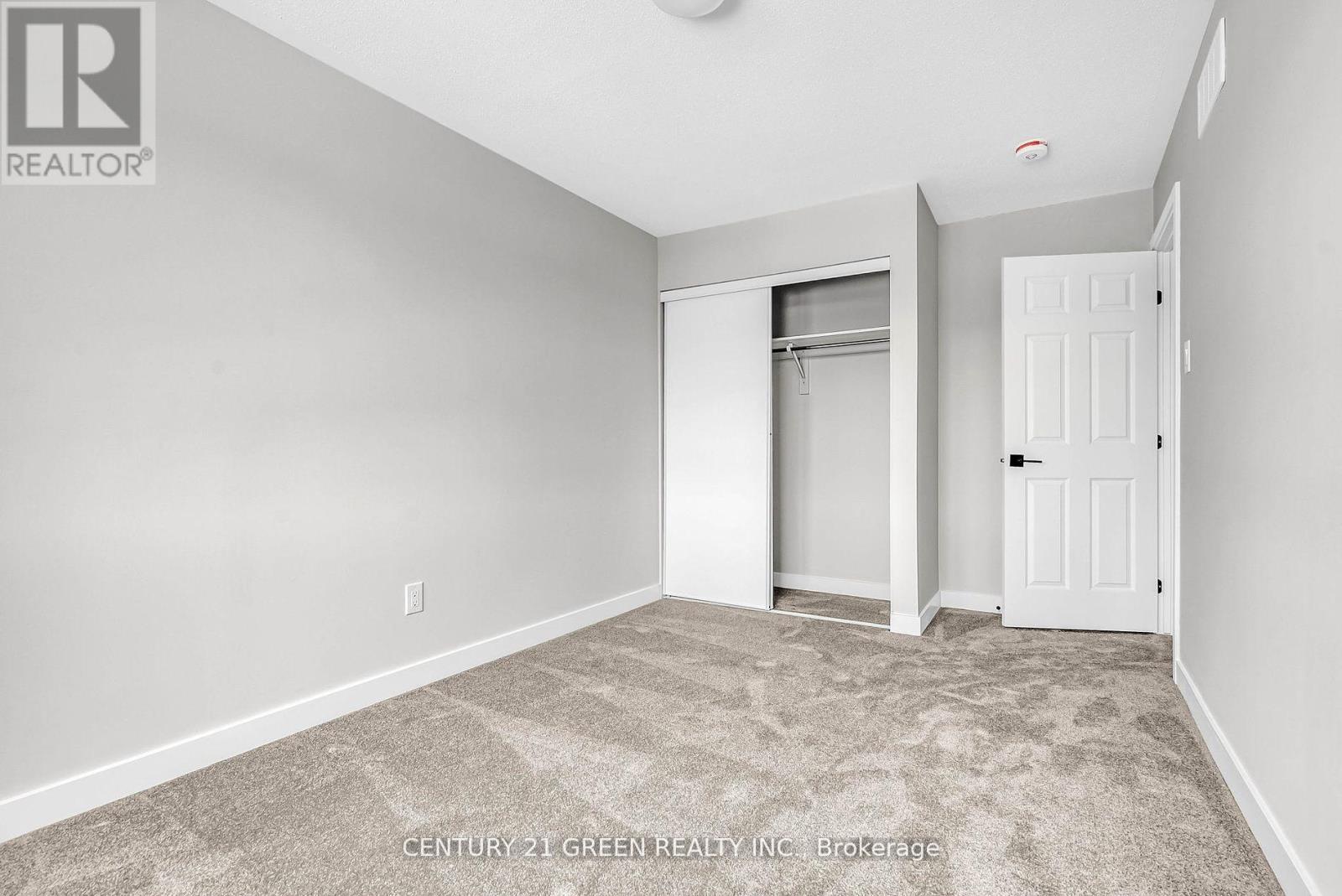 Photo 14 of 2183 Winsome Terrace, Ottawa ON