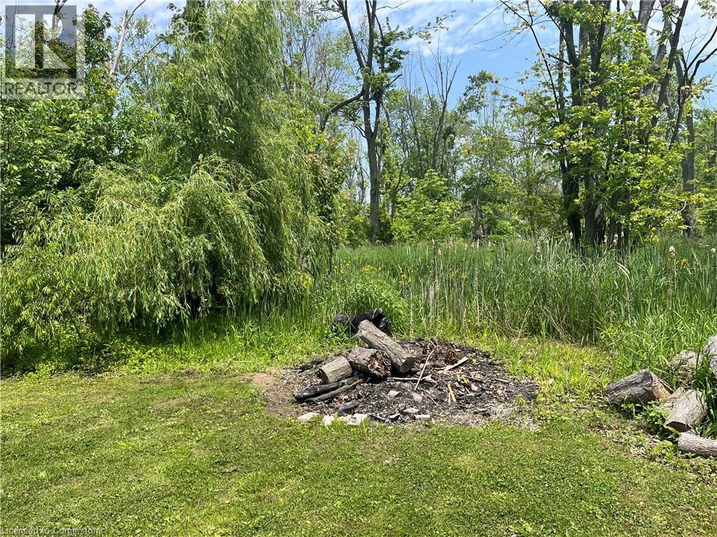 Photo 35 of 826 Sandy Bay Road, Dunnville ON