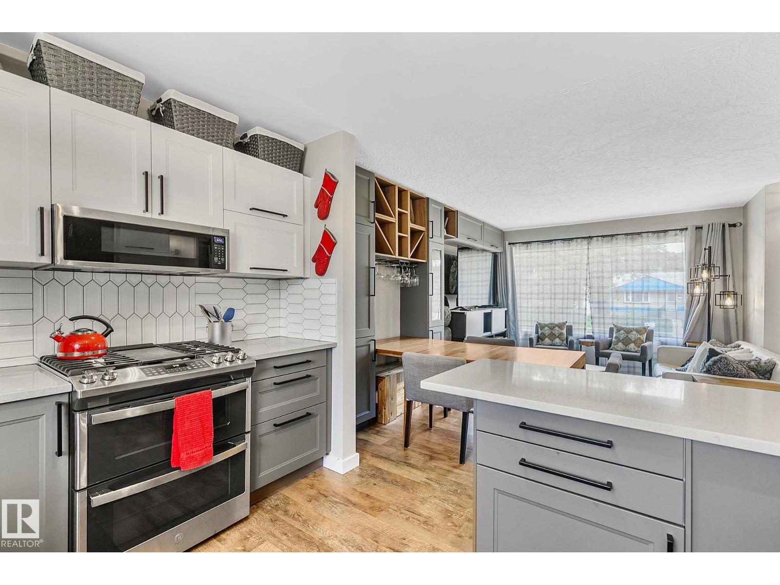 Photo 43 of 7531 76 Av Nw, Edmonton AB