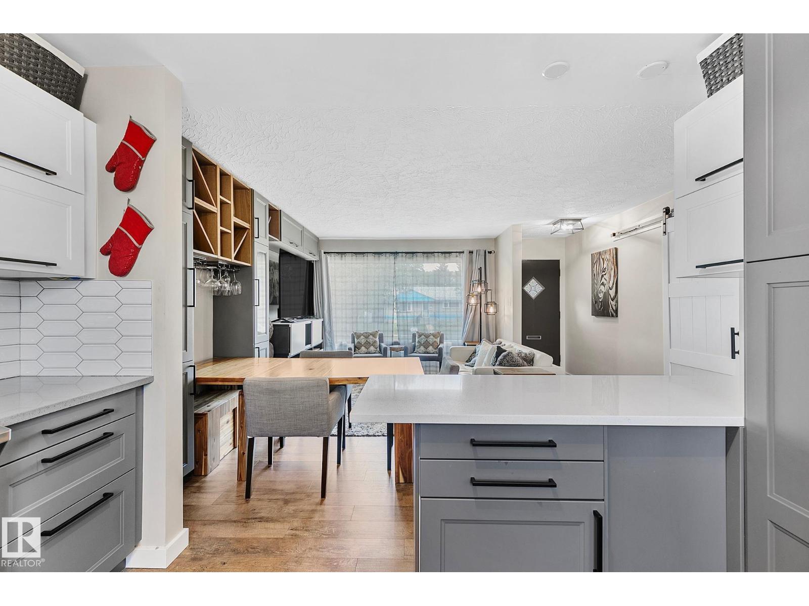 Photo 22 of 7531 76 Av Nw, Edmonton AB