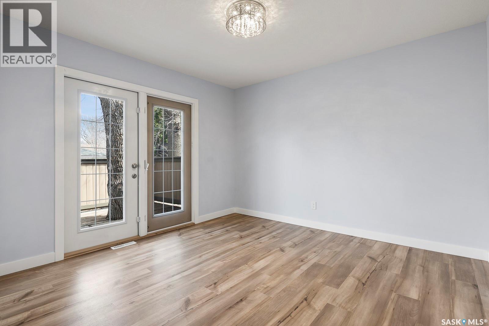 Photo 10 of 2711 Mackay Street, Regina SK
