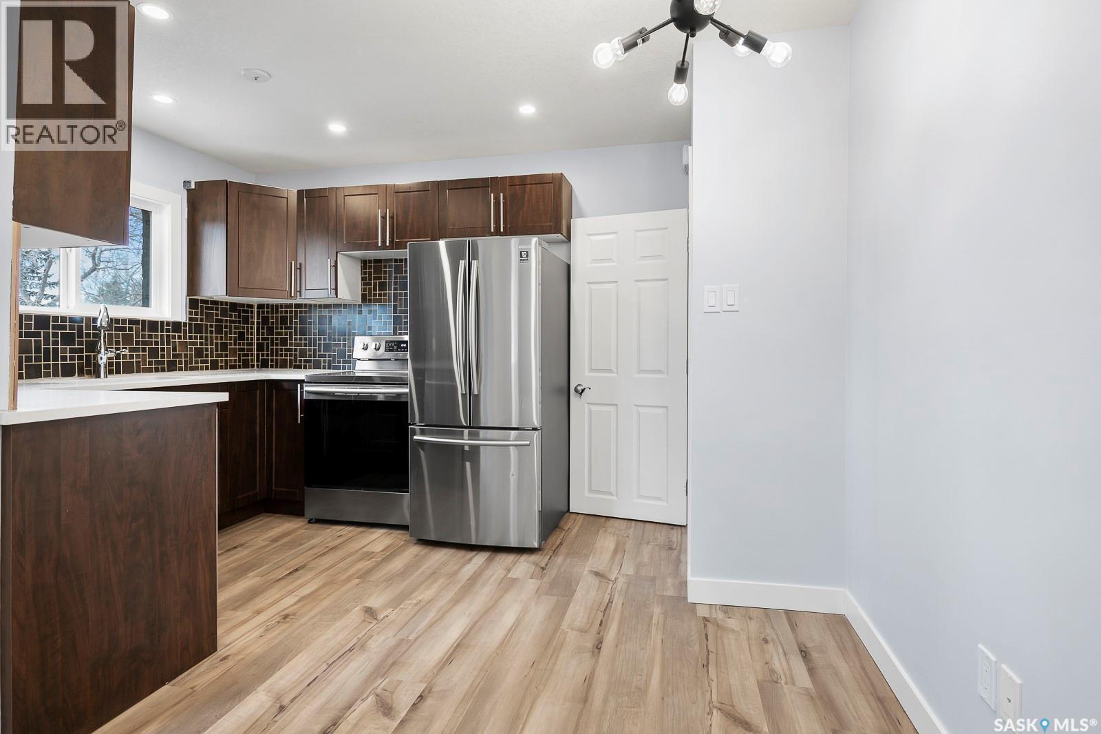 Photo 5 of 2711 Mackay Street, Regina SK