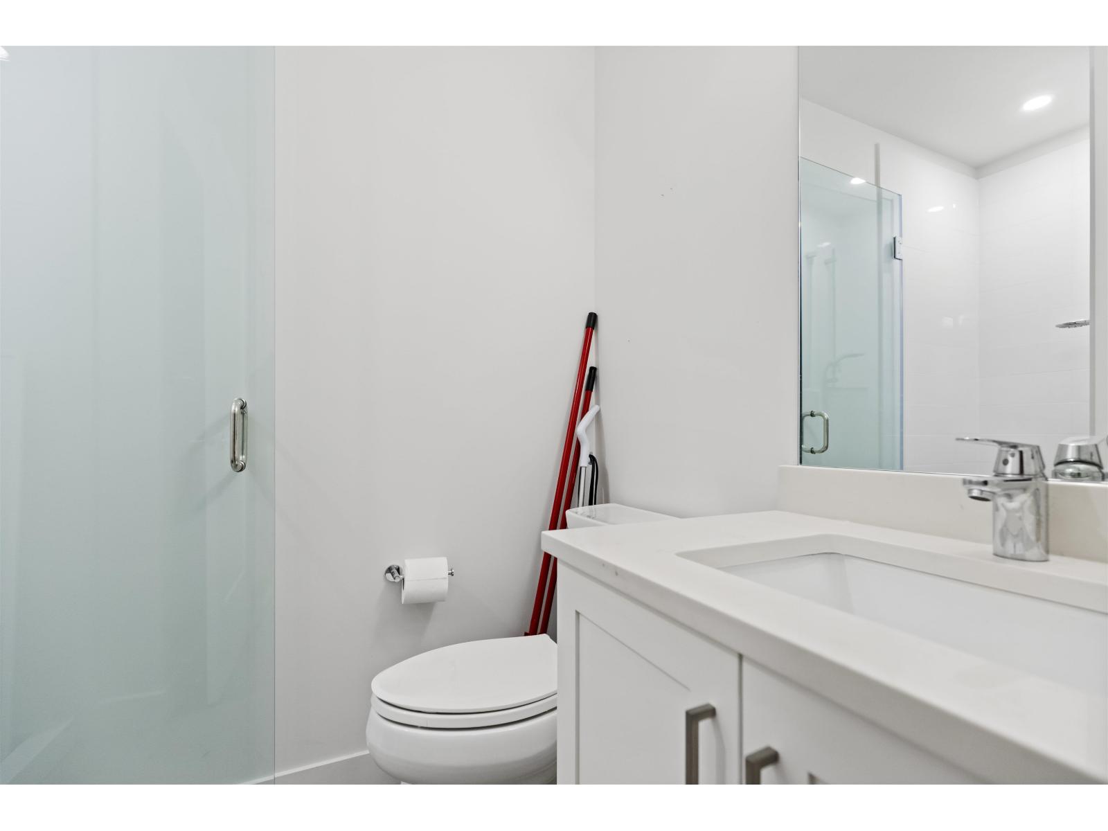 Photo 8 of 205 20673 78 Avenue, Langley BC