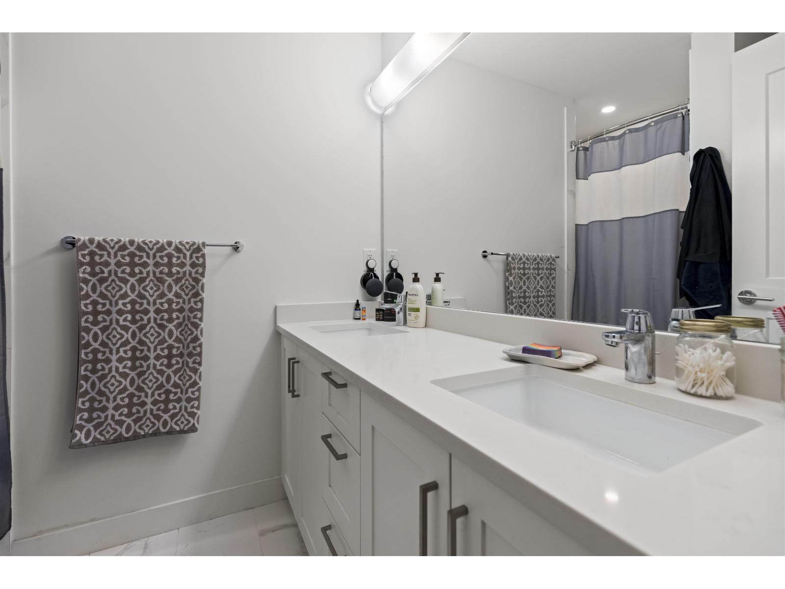 Photo 17 of 205 20673 78 Avenue, Langley BC