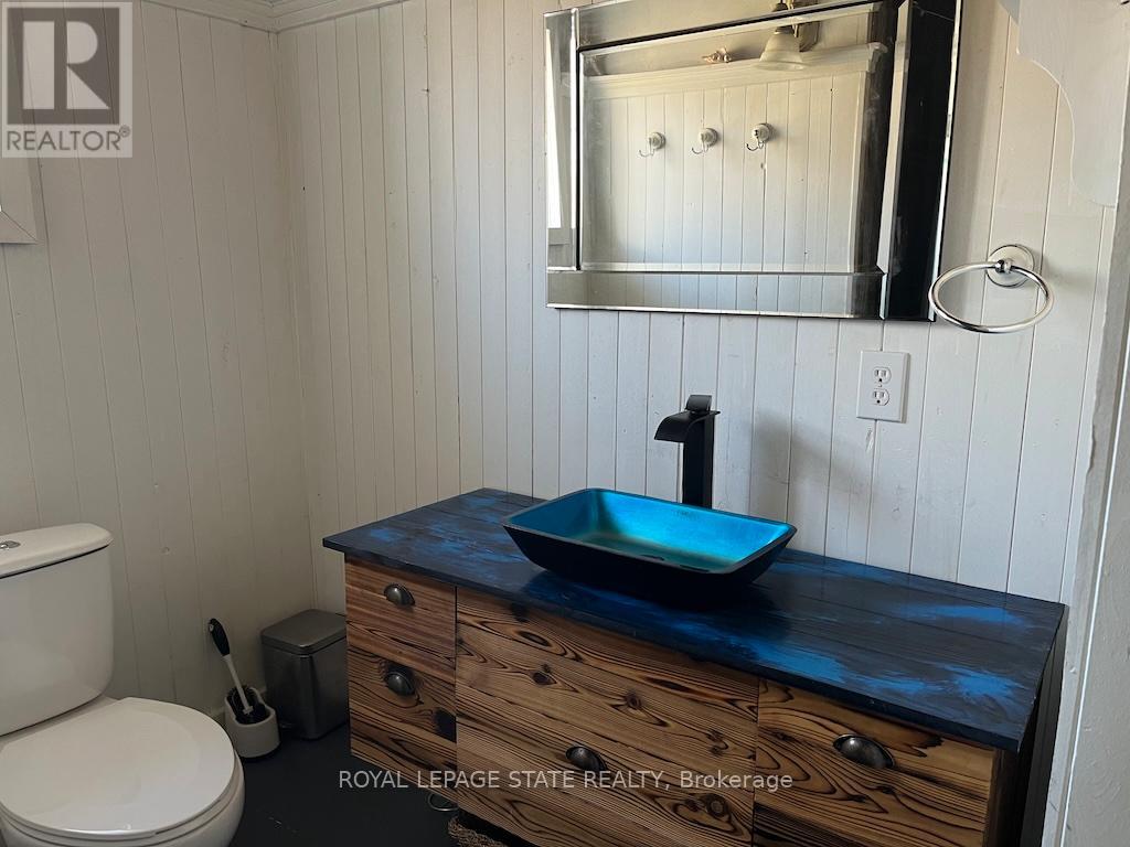 Photo 27 of 826 Sandy Bay Road, Haldimand ON