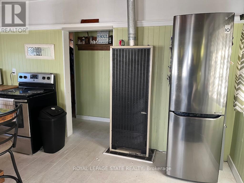Photo 21 of 826 Sandy Bay Road, Haldimand ON