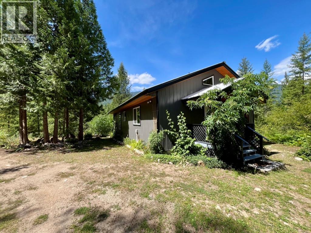 Photo 25 of 5940 Cedar Creek Road, Winlaw BC