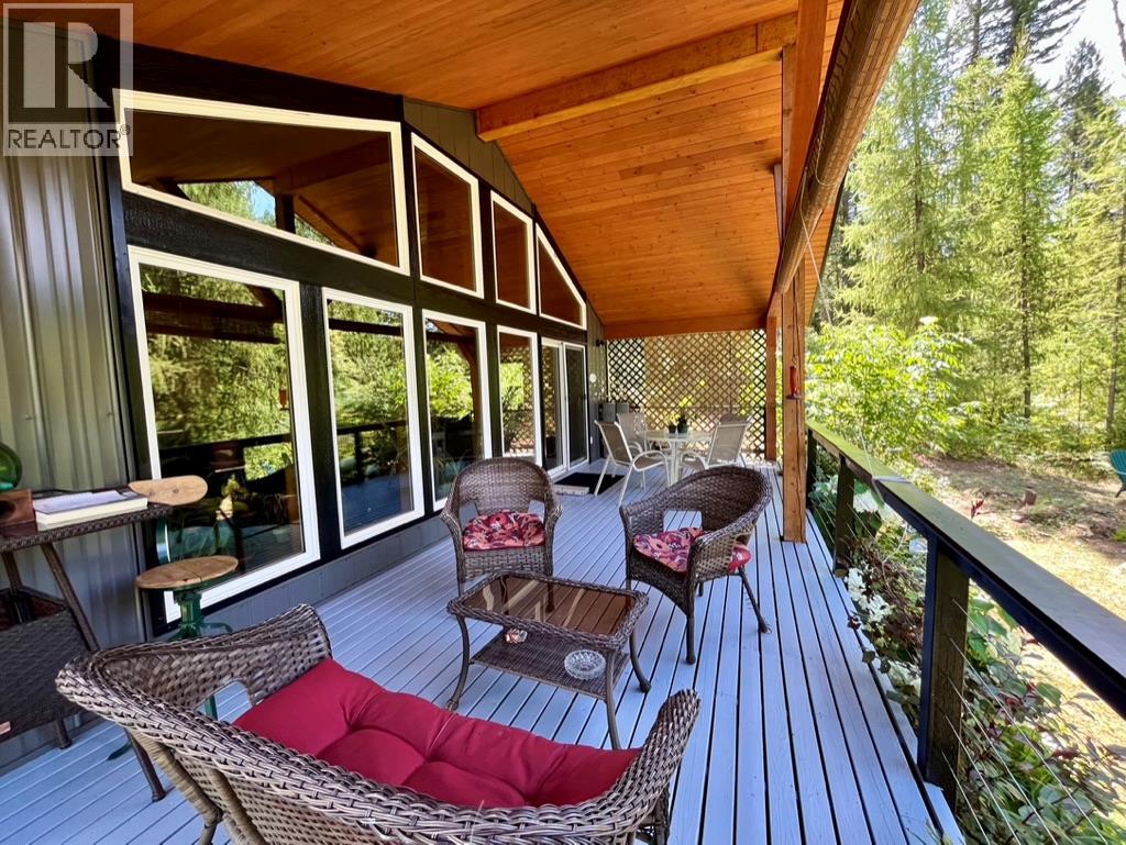 Photo 4 of 5940 Cedar Creek Road, Winlaw BC